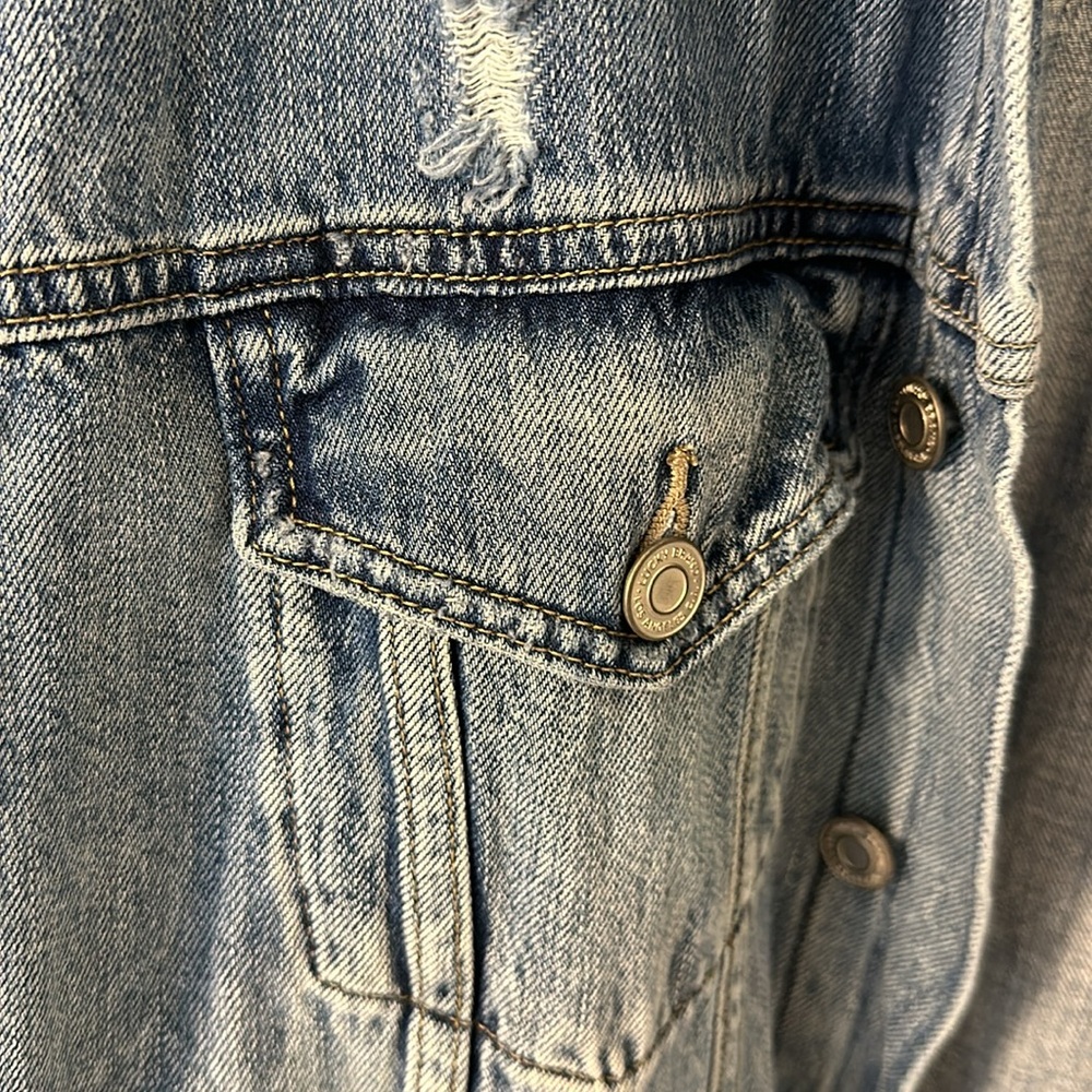 Jean jacket - Picture 3 of 4